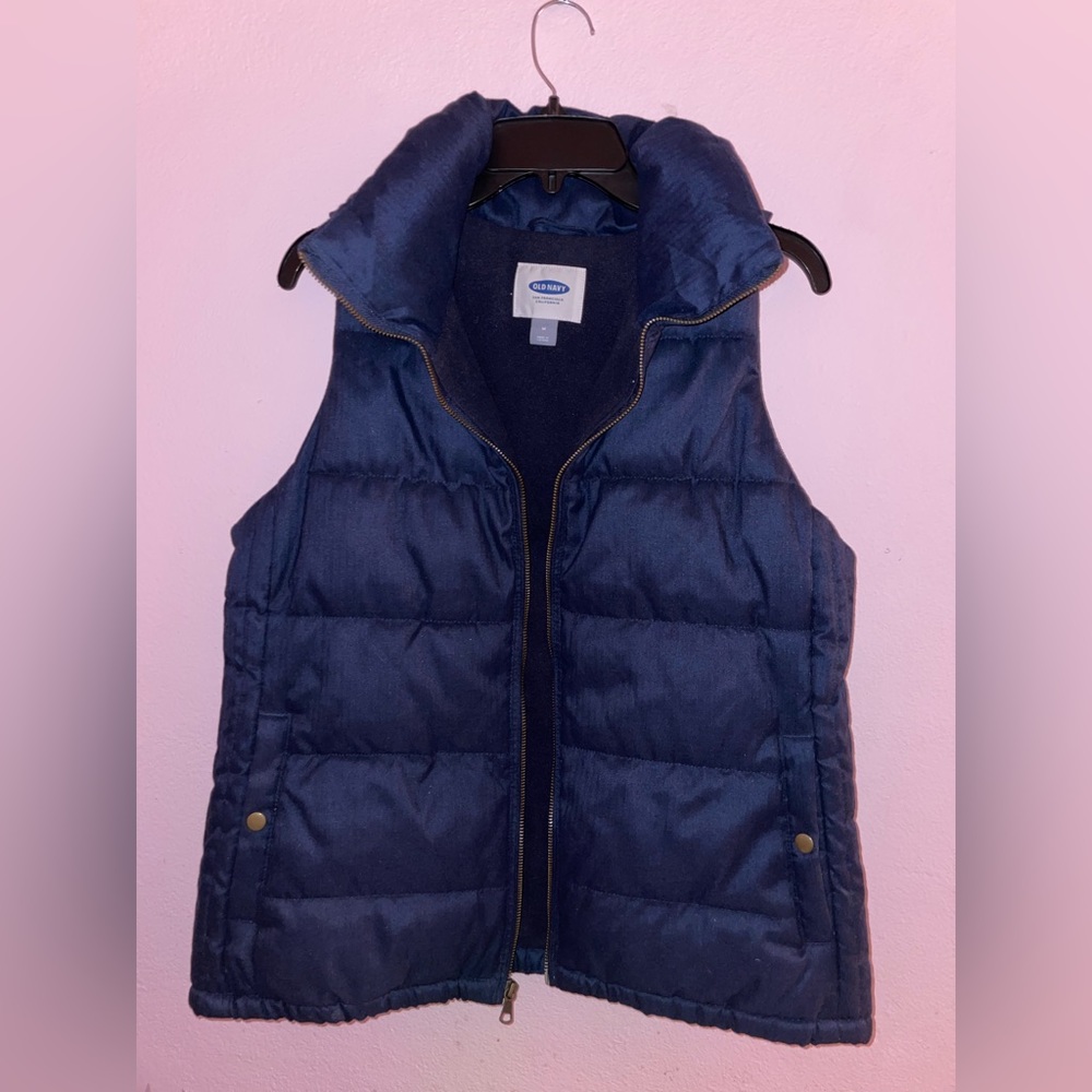Old Navy Zip-up Puffer Vest